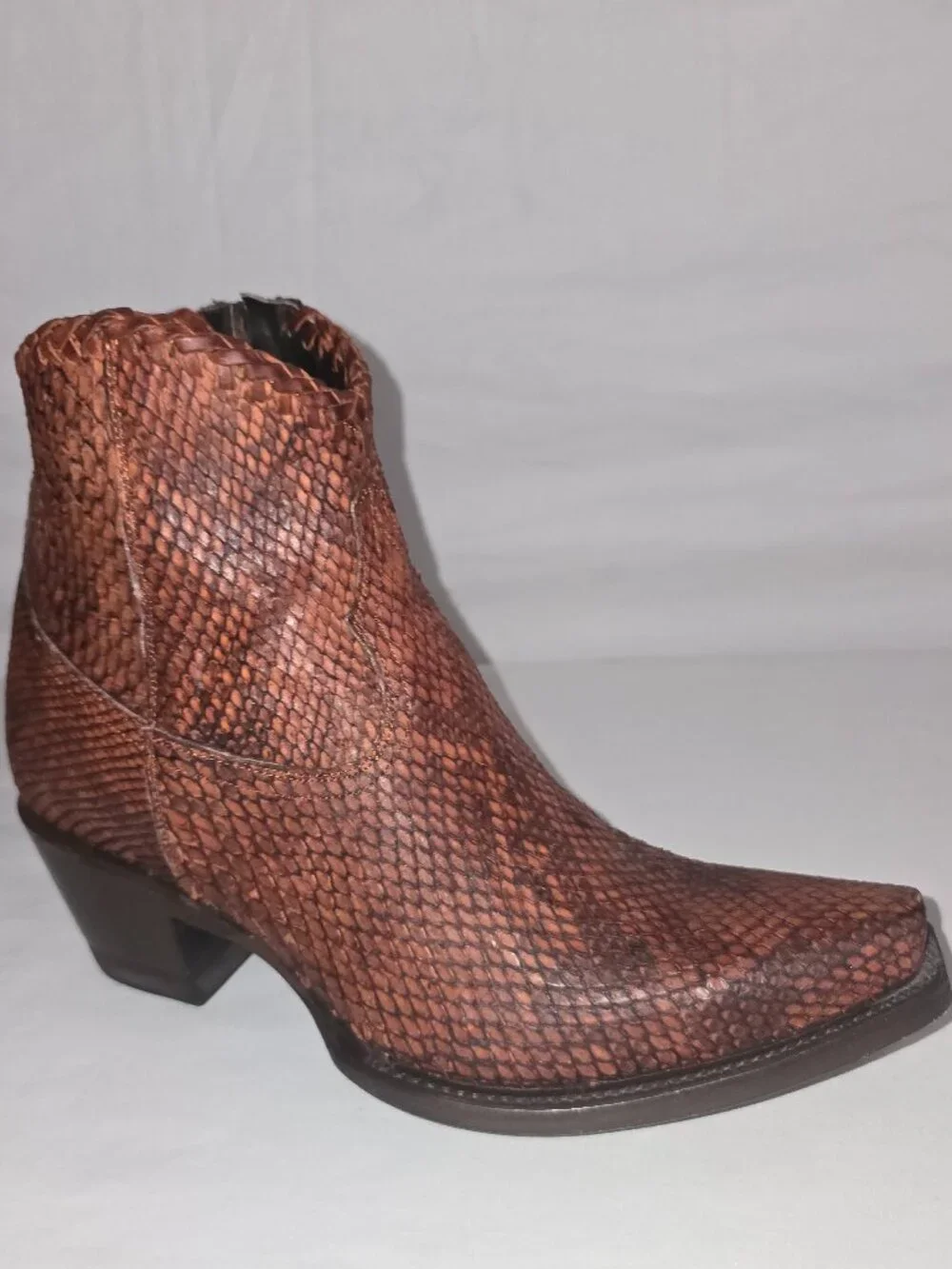 Allens Women's Reptile Embossed Leather Side Zip Snip Toe Western Ankle Boot 8 B